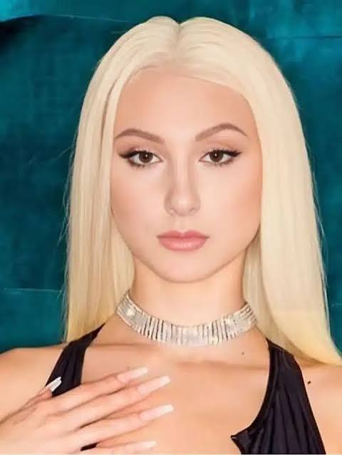 Skylar Vox